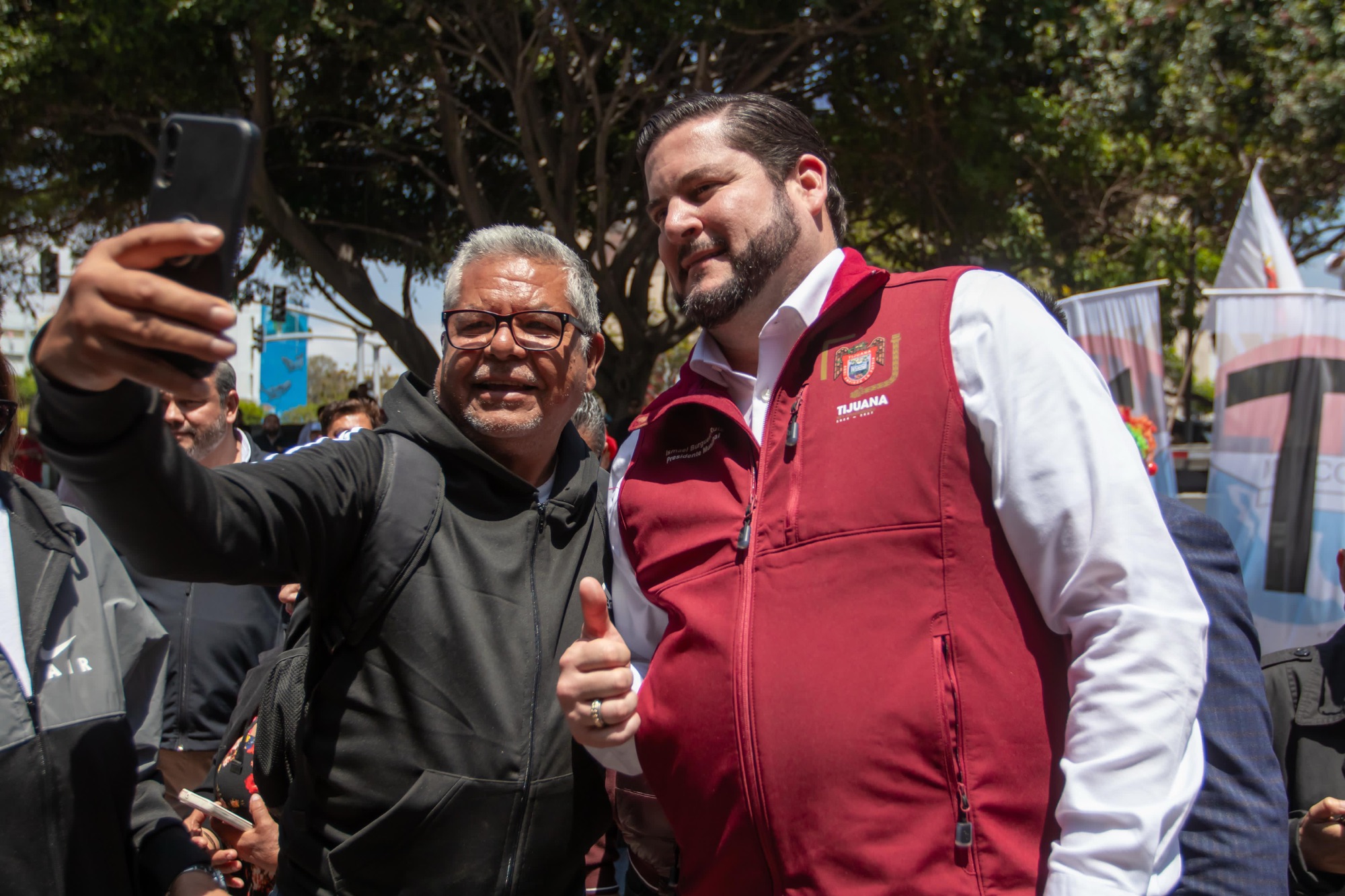 Presencia Ismael Burgueño desfile por el Día del Trabajo – Info Mi Tijuana