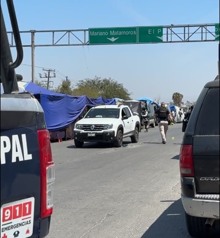 Captura de pantalla de transmisión de Facebook Blanco y Negro noticias