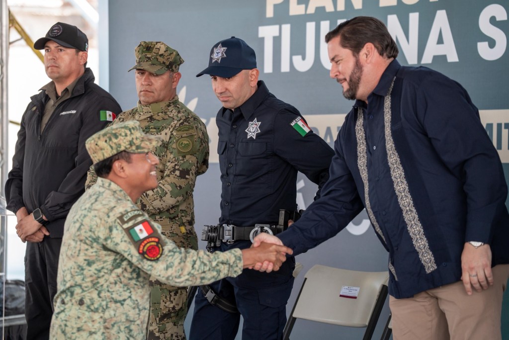 IMPULSA ISMAEL BURGUEÑO COMITÉS VECINALES PARA FORTALECER SEGURIDAD EN&nbsp;TIJUANA