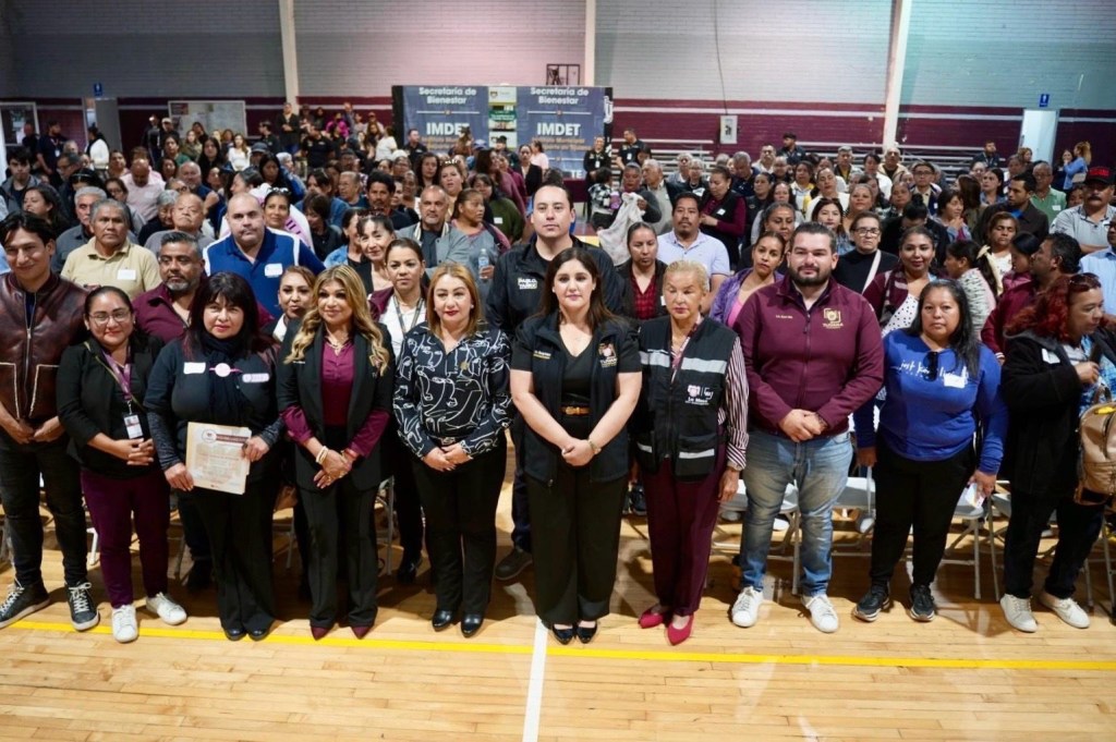 CONSOLIDACIÓN COMUNITARIA: TIJUANA ENTREGA NOMBRAMIENTOS A 215 COMITÉS&nbsp;VECINALES