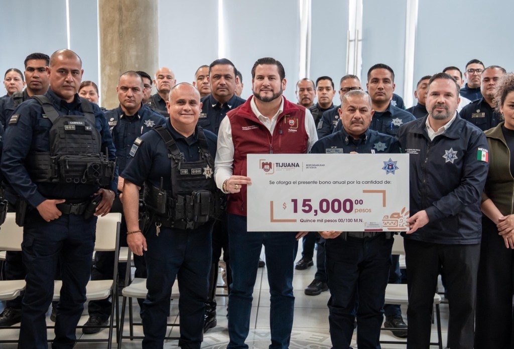 RECONOCEN LABOR OPERATIVA DE LA POLICÍA MUNICIPAL; RECIBEN BONO POR DESEMPEÑO Y&nbsp;RESULTADOS