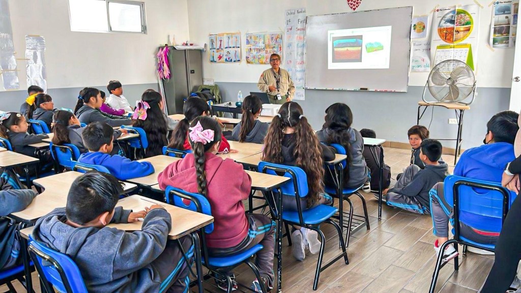 PREPARAN A MÁS DE 4 MIL ALUMNOS Y MAESTROS DE TIJUANA ANTE EMERGENCIAS Y&nbsp;RIESGOS