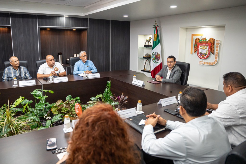 DIALOGA EL AYUNTAMIENTO CON JUBILADOS Y PENSIONADOS PARA MEJORAR SU CALIDAD DE&nbsp;VIDA
