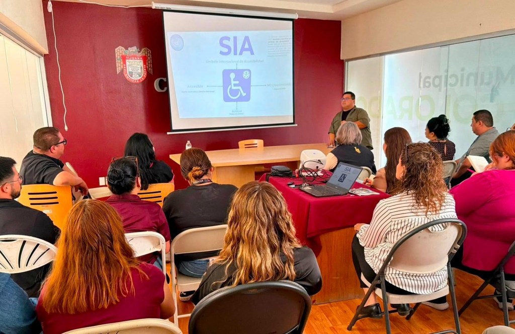 ATENCIÓN SIN BARRERAS: FORMAN A SERVIDORES PÚBLICOS DE DELEGACIONES PARA UNA MEJOR INCLUSIÓN&nbsp;CIUDADANA